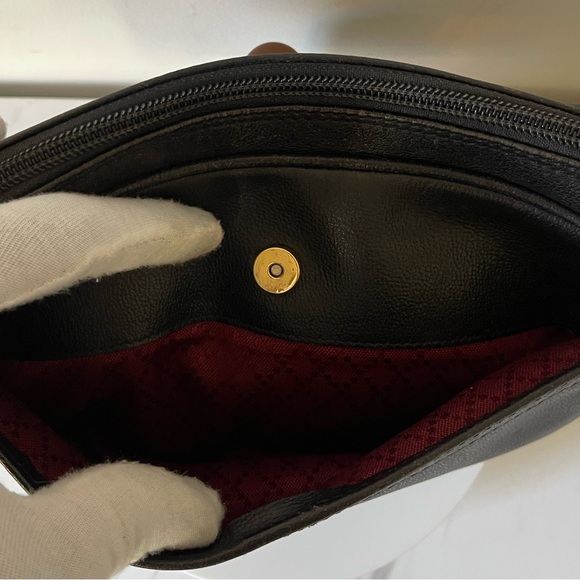 GUCCI LEATHER CLUTCH BAG (UNISEX) - Picture 11 of 15